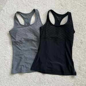 Head activewear tank top bundle, size S.